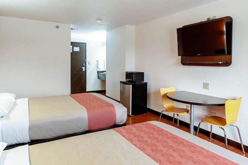 Motel 6-Lebanon, IN - Image 5