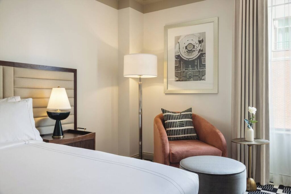 Omni Severin Hotel - Image 4