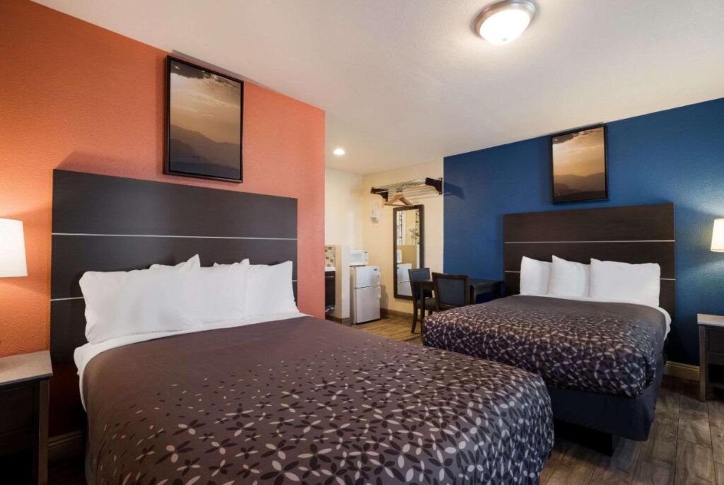 Rodeway Inn near Coachella - Image 5