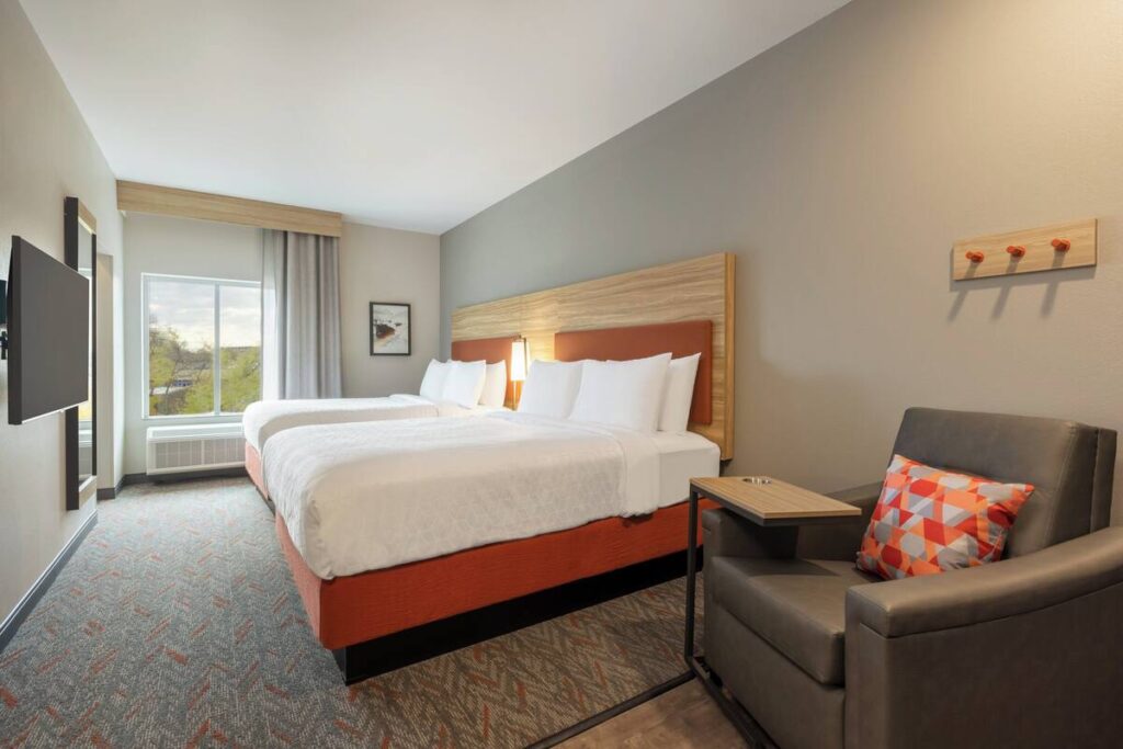 Candlewood Suites Coralville - Iowa City by IHG - Image 4
