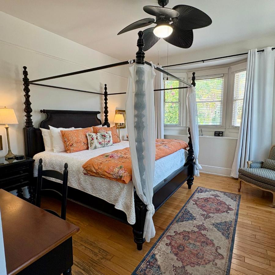 Hoyt House Luxury Bed & Breakfast - Image 6