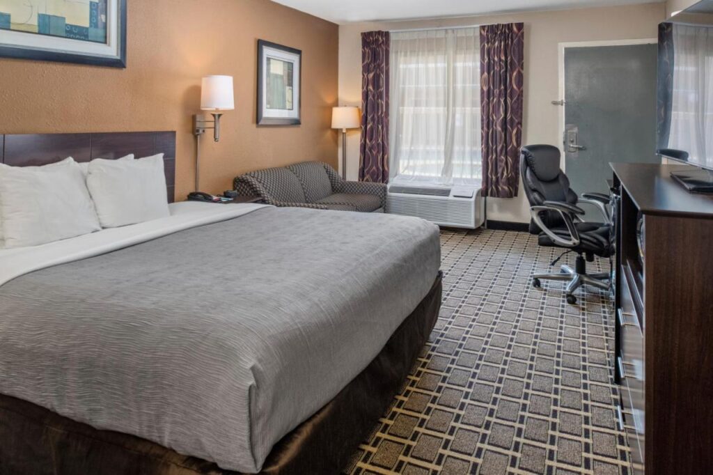 Quality Inn Kingsland - Image 1