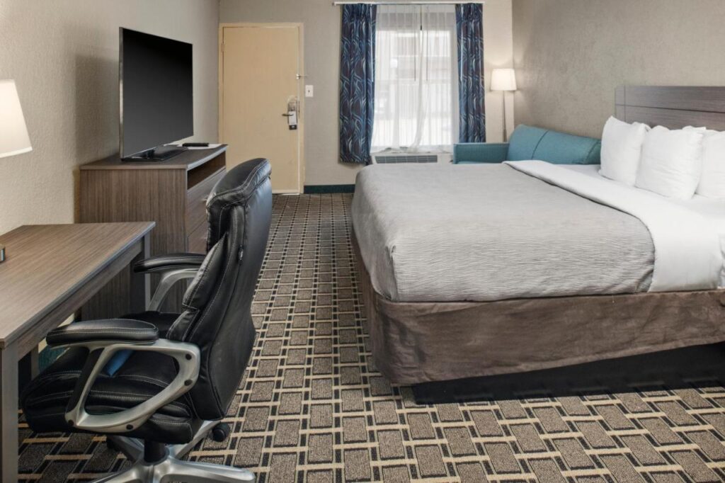 Quality Inn Kingsland - Image 6