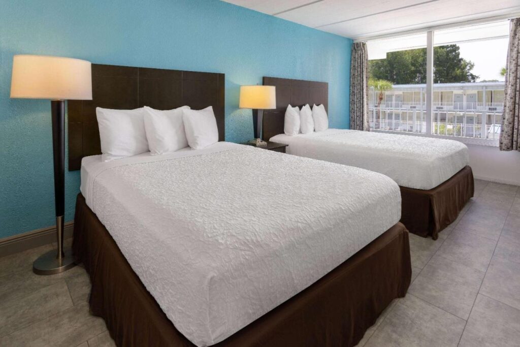 Travelodge by Wyndham Kingsland GA - Image 2