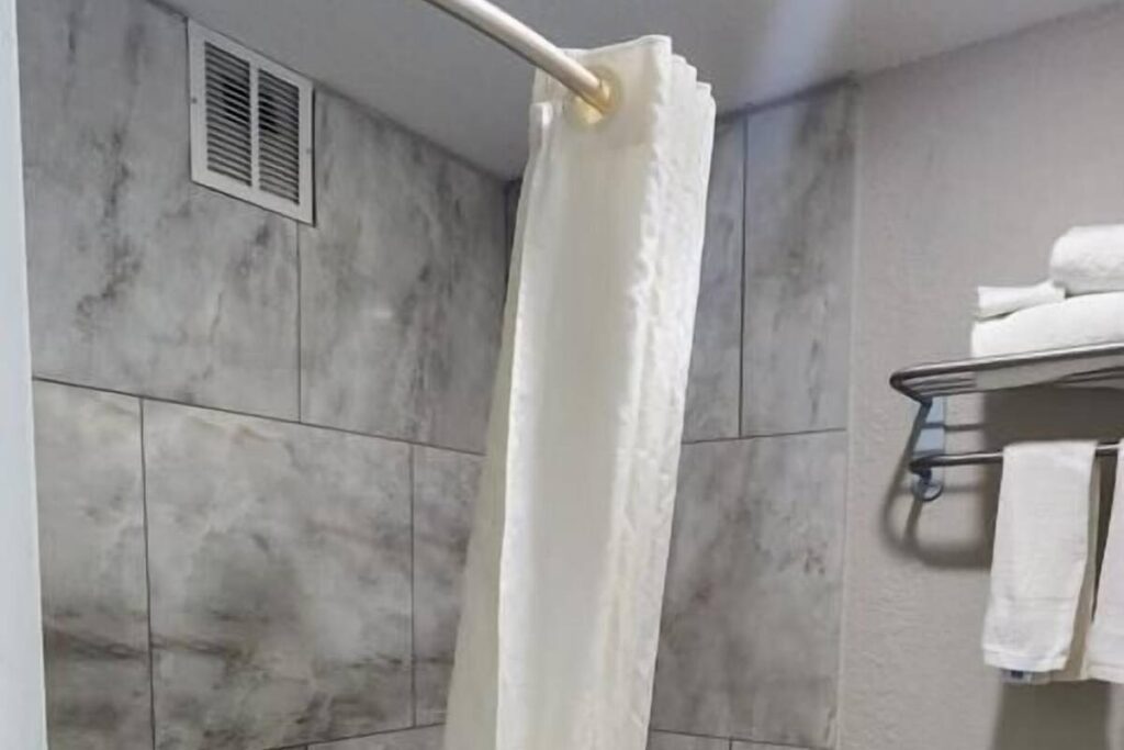 Travelodge by Wyndham Kingsland GA - Image 6