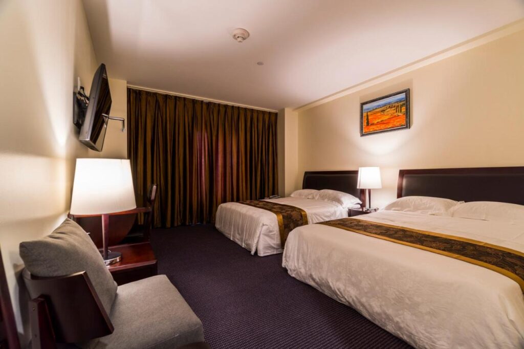 John Hotel - Image 6