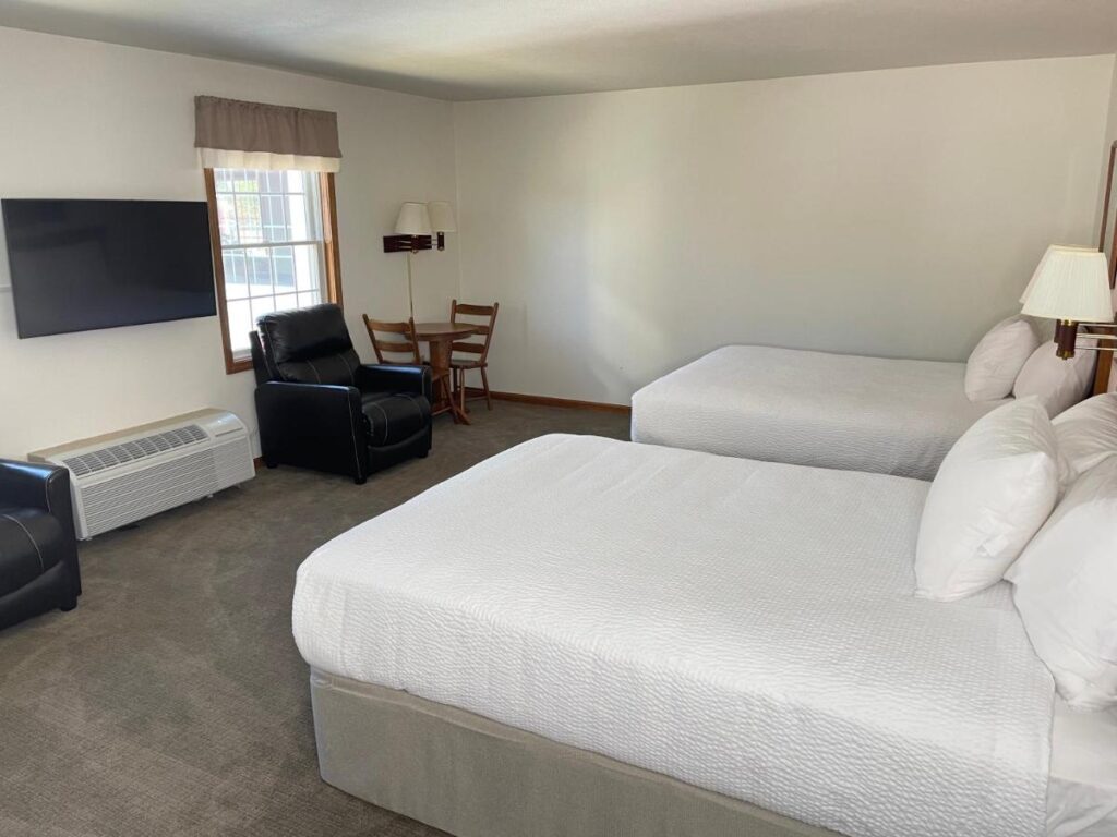 Farmstead Inn and Conference Center - Image 3