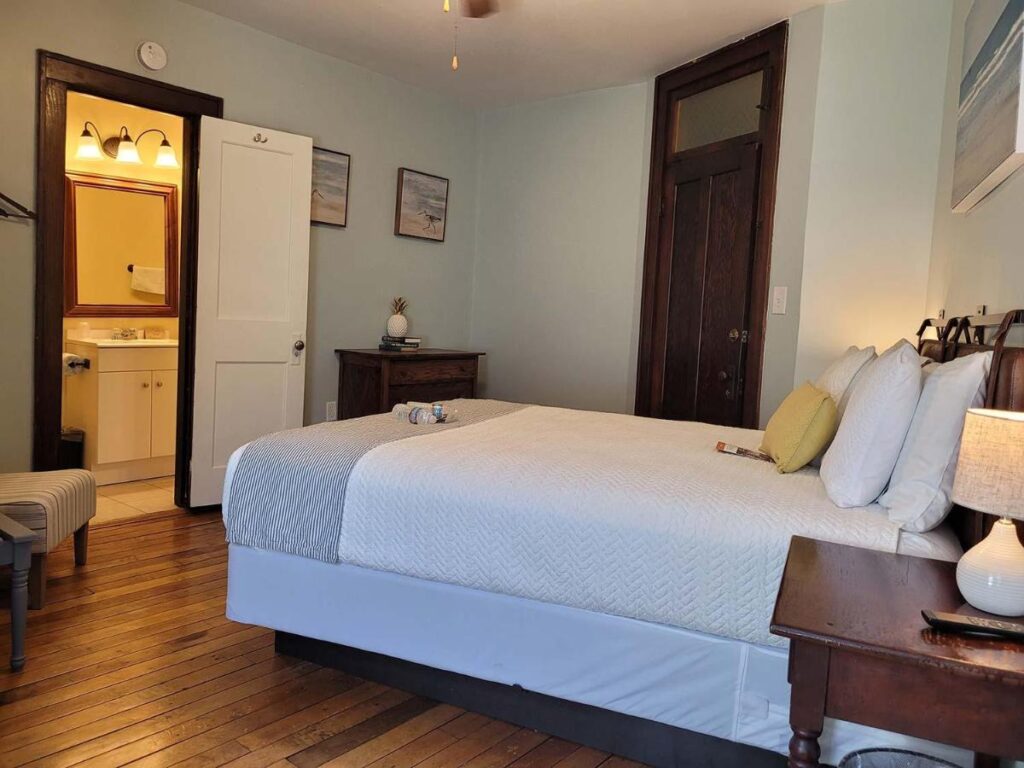 Historic Hotel Nichols - Image 3