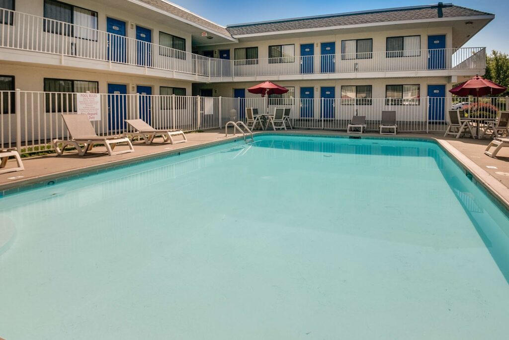 Motel 6-Lenexa, KS - Kansas City Southwest - Image 5