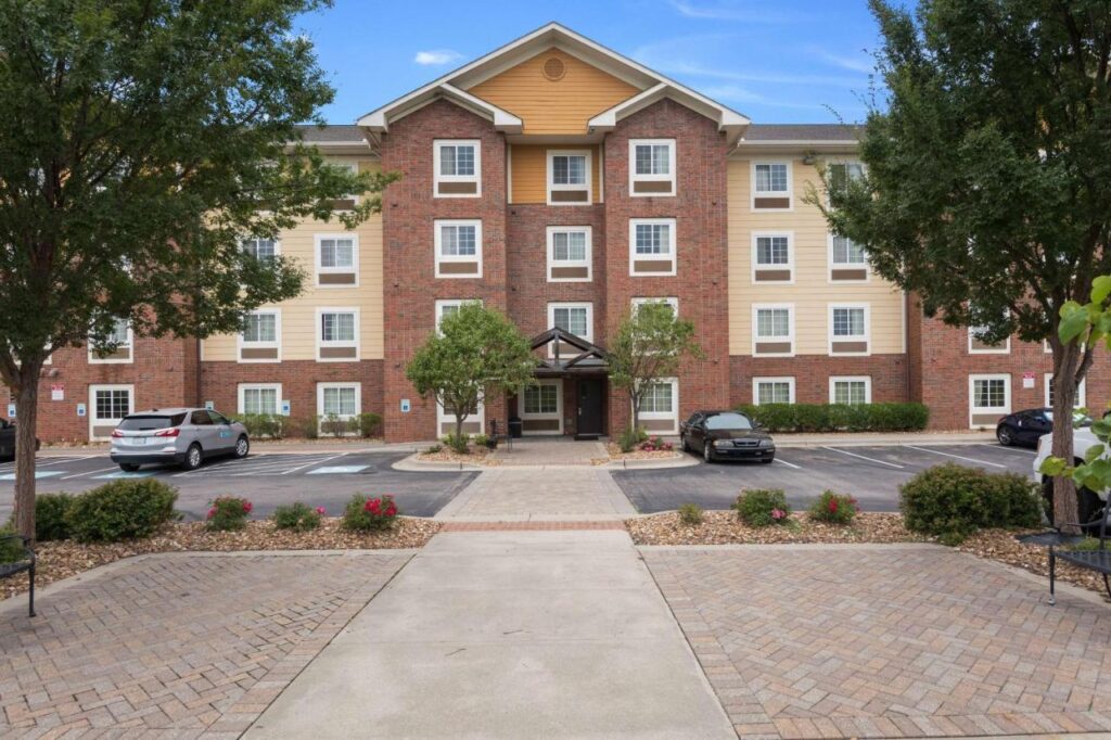 Studio 6 Lenexa - Overland Park - Image 1