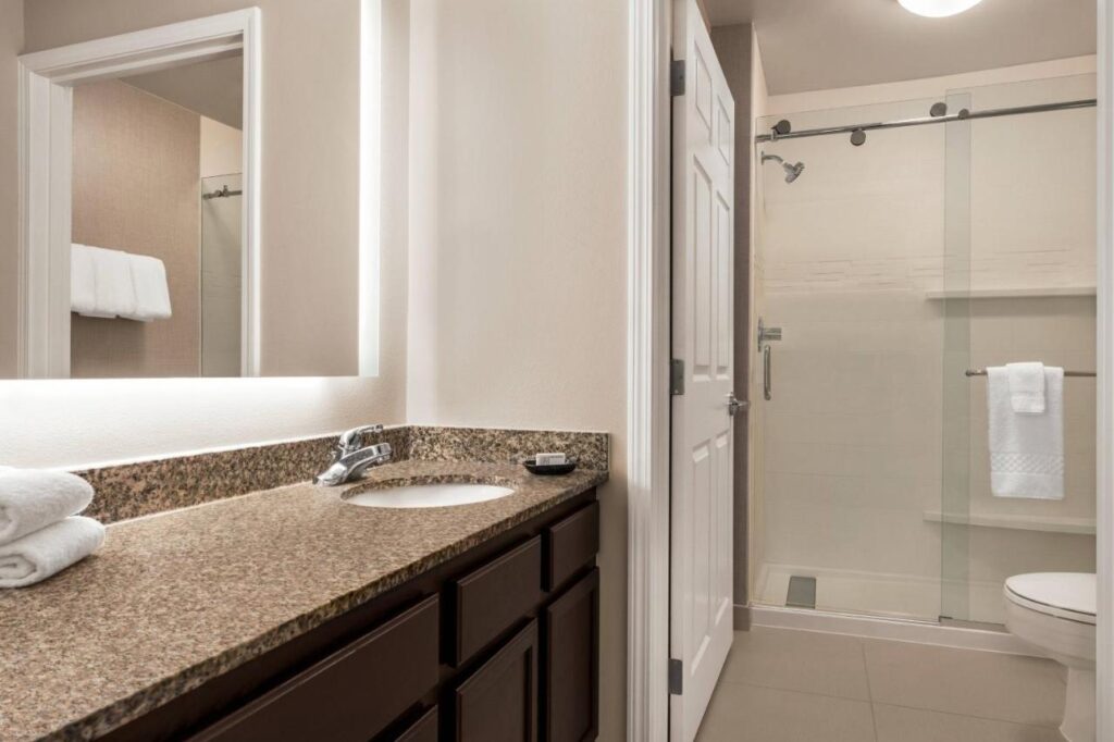 Residence Inn by Marriott Philadelphia West Chester/Exton - Image 2