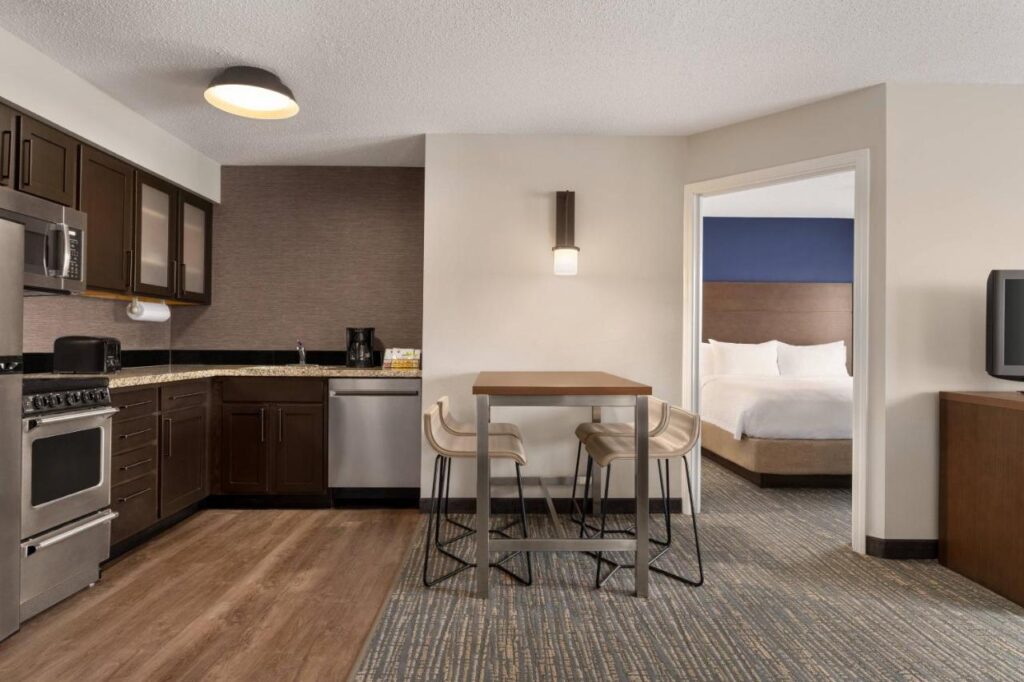 Residence Inn by Marriott Philadelphia West Chester/Exton - Image 5