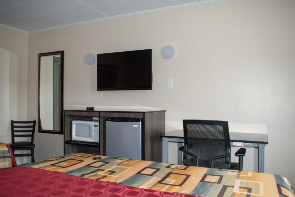 Inn of Lenoir Motor Lodge - Image 5