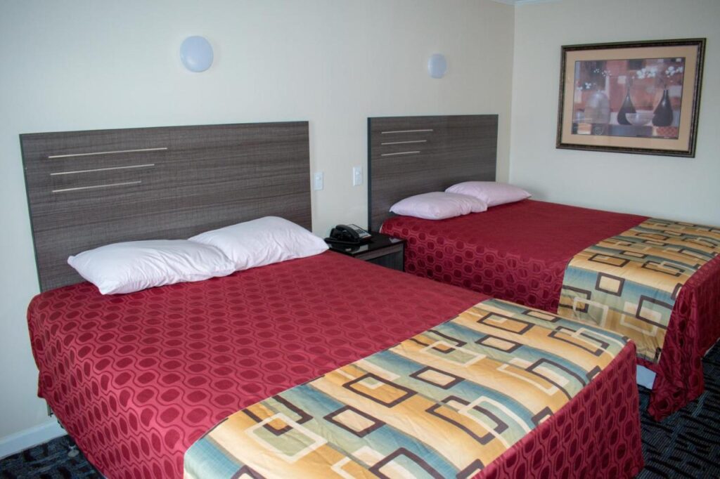 Inn of Lenoir Motor Lodge - Image 6