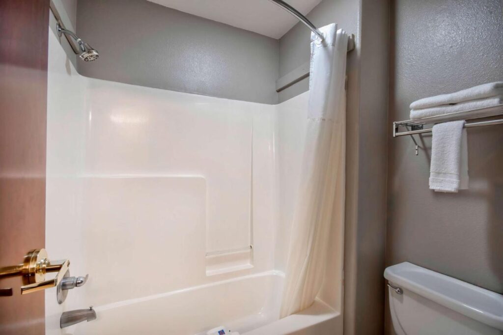 Motel 6-Abbeville, LA - Image 2