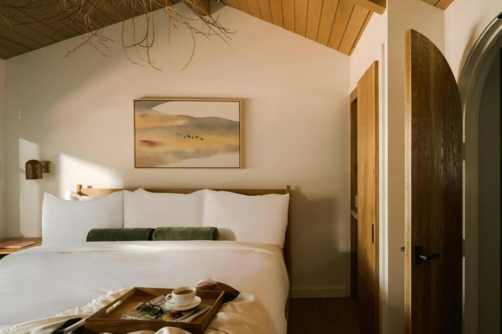 Woods Cove Hotel Laguna Beach, Sonder by Marriott Bonvoy - Image 5