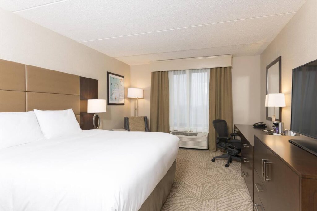 Doubletree by Hilton Pleasant Prairie Kenosha, WI - Image 2