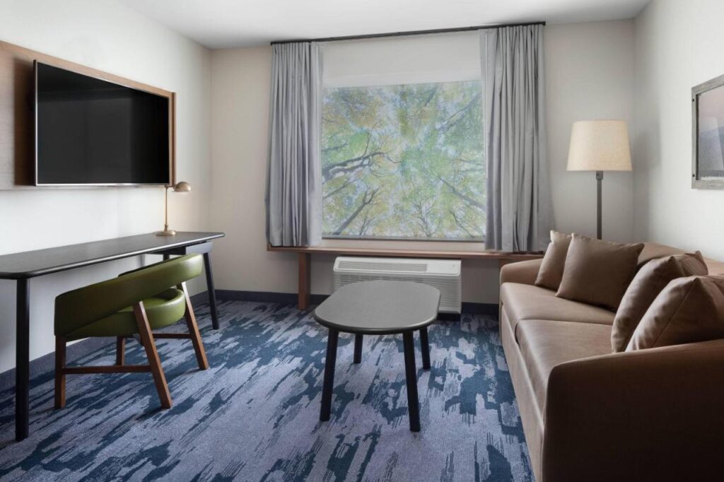 Fairfield Inn & Suites by Marriott Kenosha Pleasant Prairie - Image 3