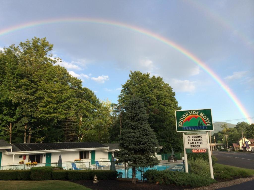 Brookside Motel & Cabins - Image 1