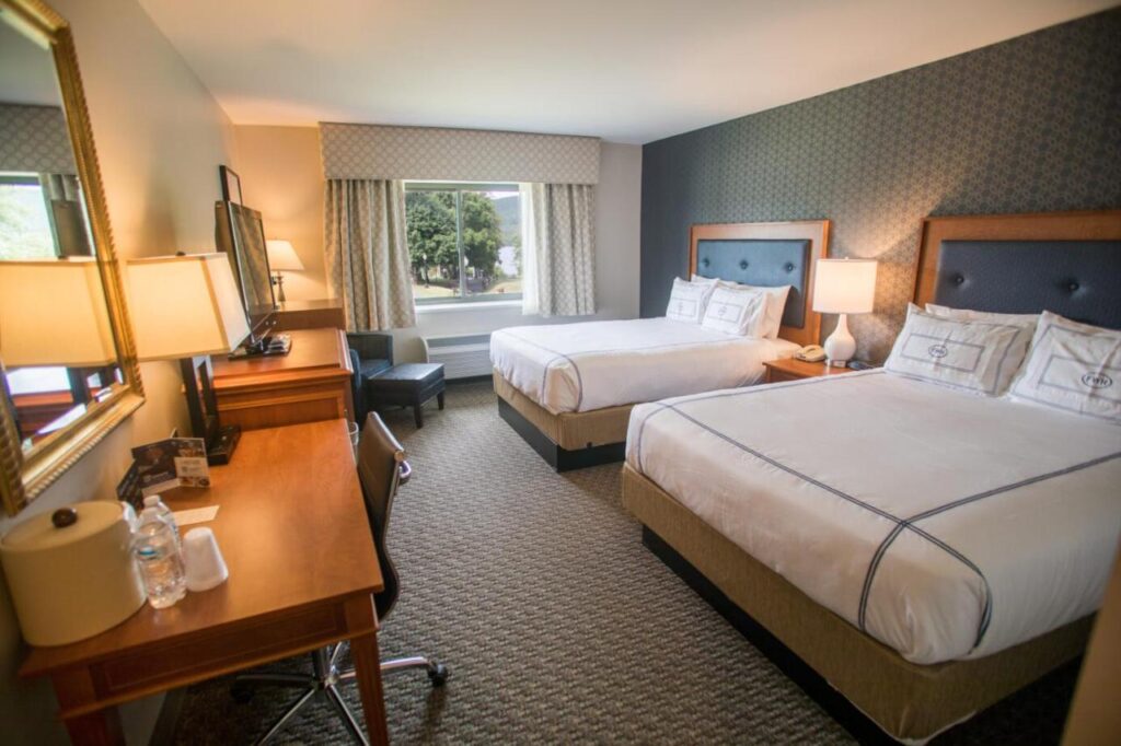 Fort William Henry Hotel - Image 3