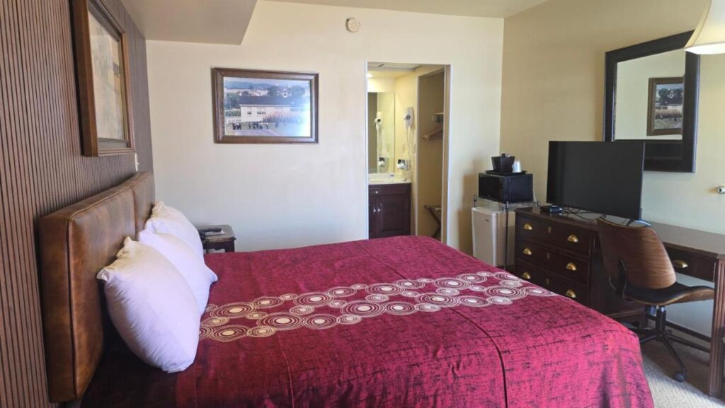 Classic Inn Lancaster - Image 1