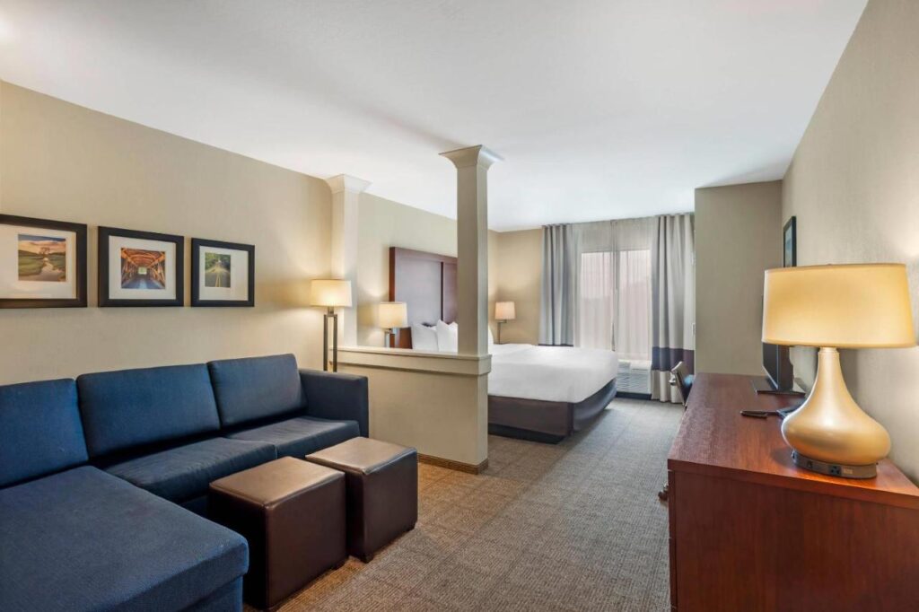 Comfort Inn & Suites Gap Amish Country - Image 6