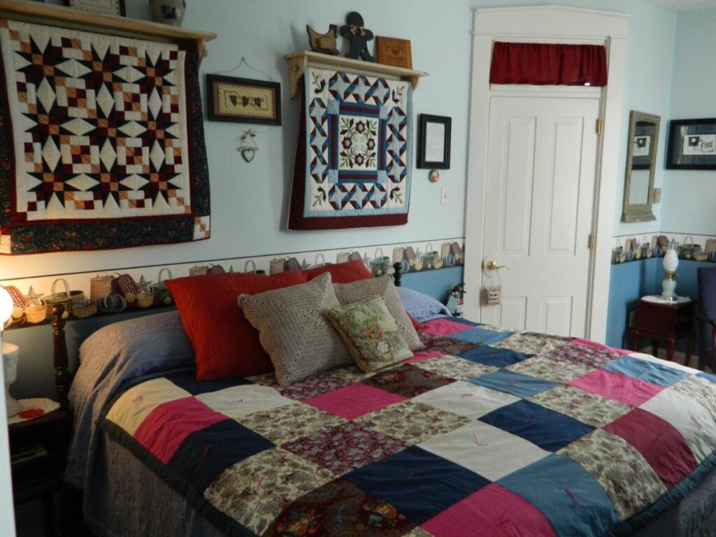 EJ Bowman House Bed & Breakfast - Image 3