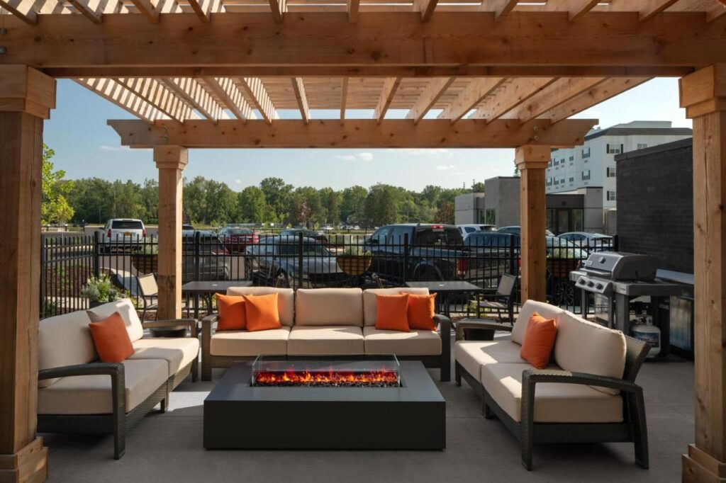 Hyatt House Lansing-University Area - Image 1