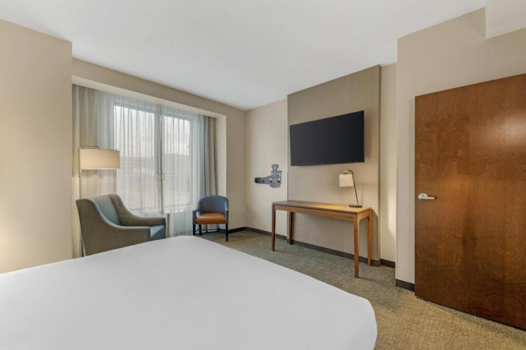 Drury Plaza Hotel Lincoln Downtown - Image 5