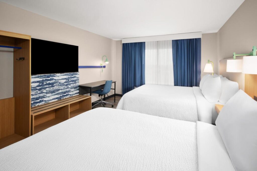 Garner Hotel Lincoln North by IHG - Image 2