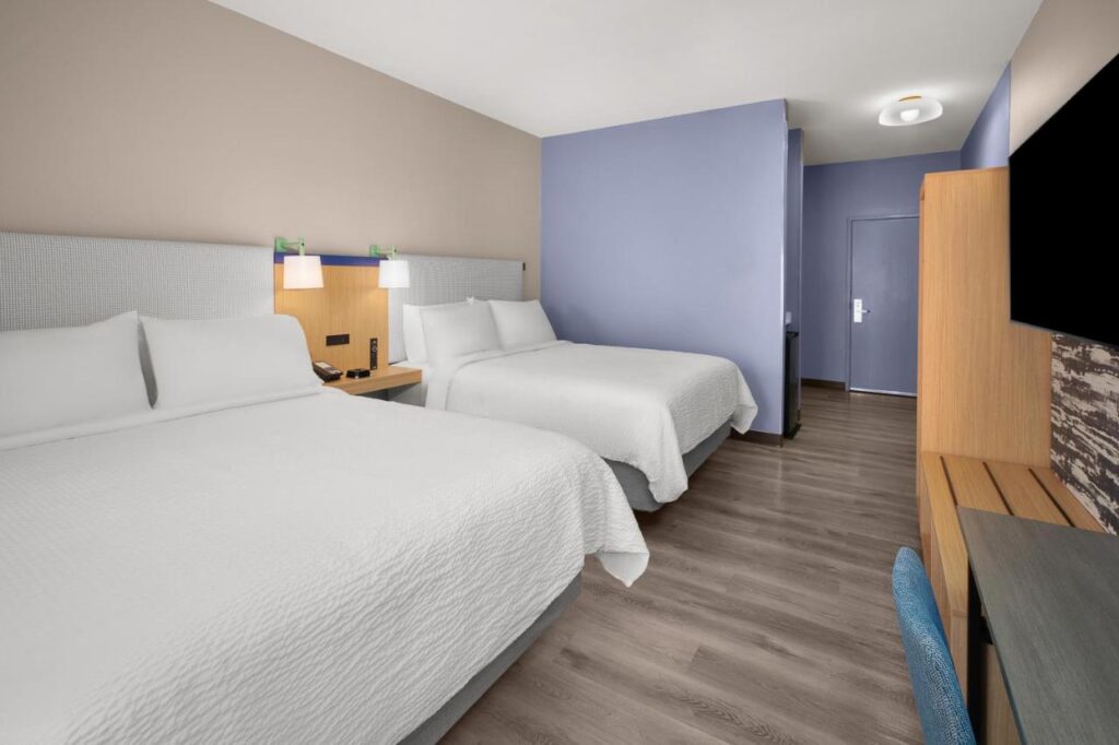Garner Hotel Lincoln North by IHG - Image 3