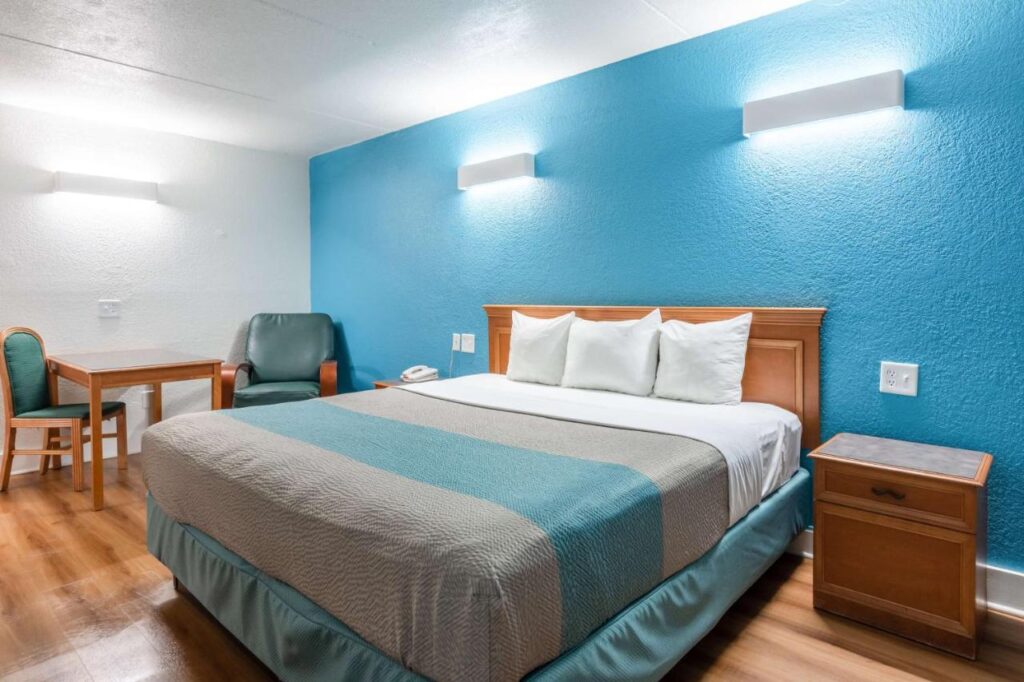 Motel 6-North Little Rock, AR - McCain - Image 2