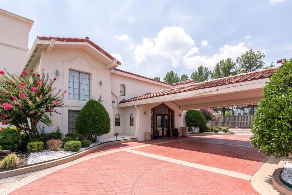 Motel 6-North Little Rock, AR - McCain - Image 5