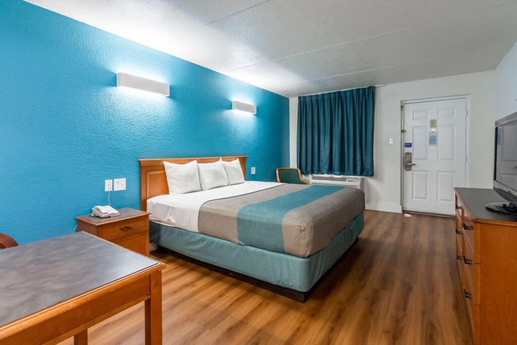 Motel 6-North Little Rock, AR - McCain - Image 6