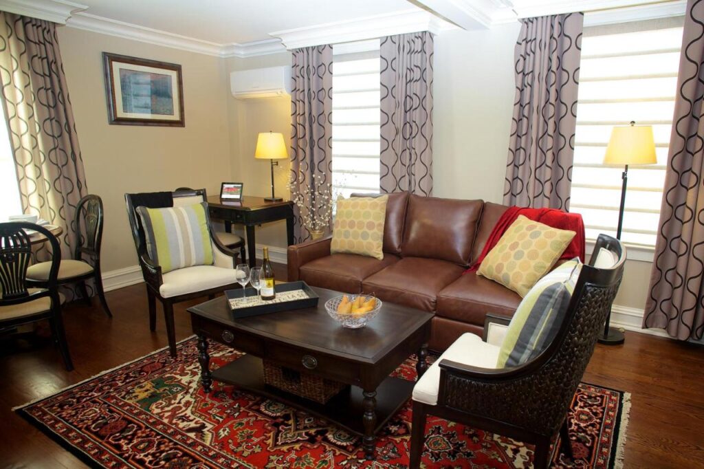 Guest House at Norwalk Inn - Image 4