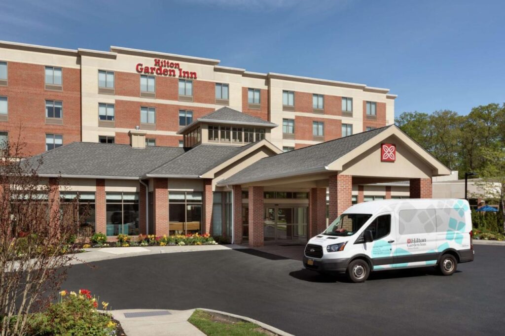 Hilton Garden Inn Stony Brook - Image 1