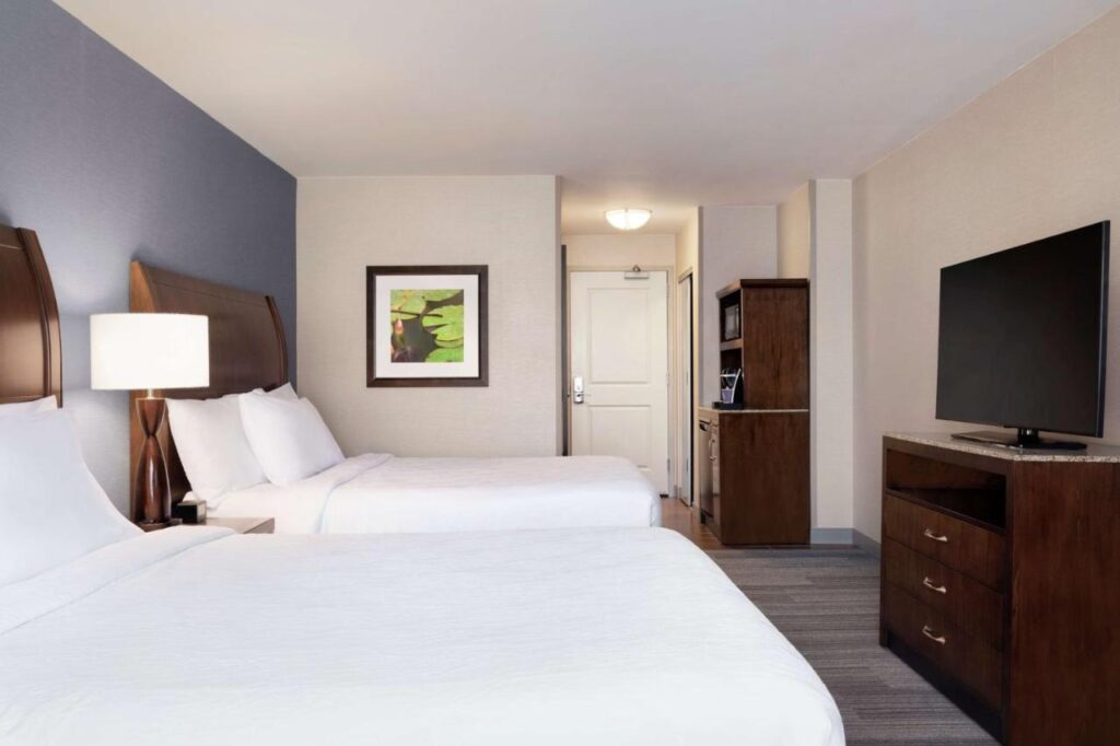 Hilton Garden Inn Stony Brook - Image 5