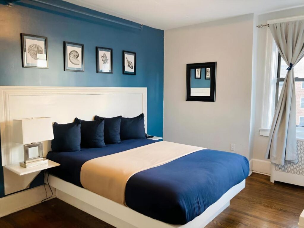 Long Beach Hotel - Image 4