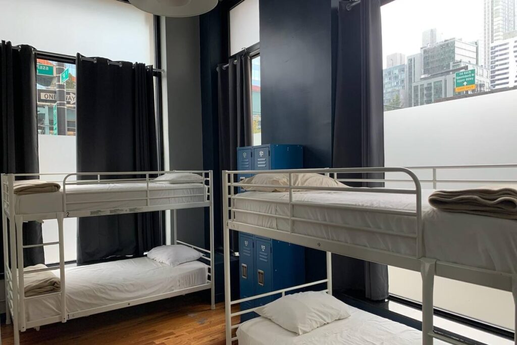 Q4 Hotel and Hostel - Image 5