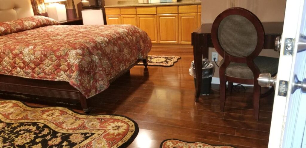 Sea Haven Resort Motel - Image 1