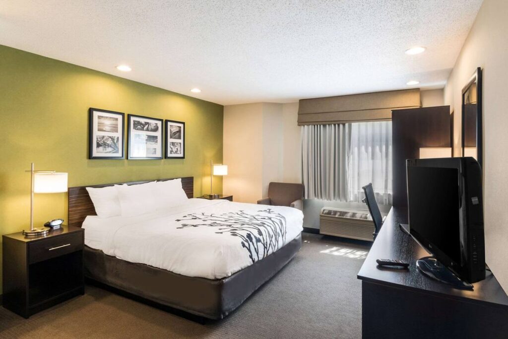 Sleep Inn & Suites Niantic North - Image 3