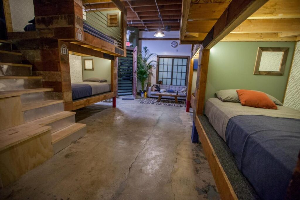 PodShare East Hollywood - Image 1