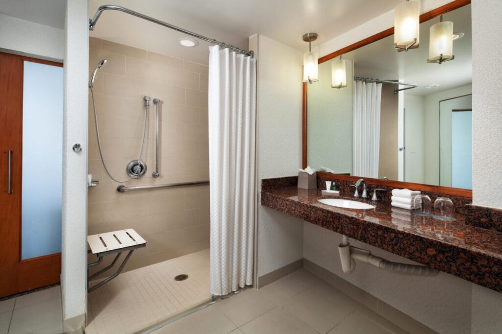 The Westin Bonaventure Hotel & Suites, Los Angeles - Image 6