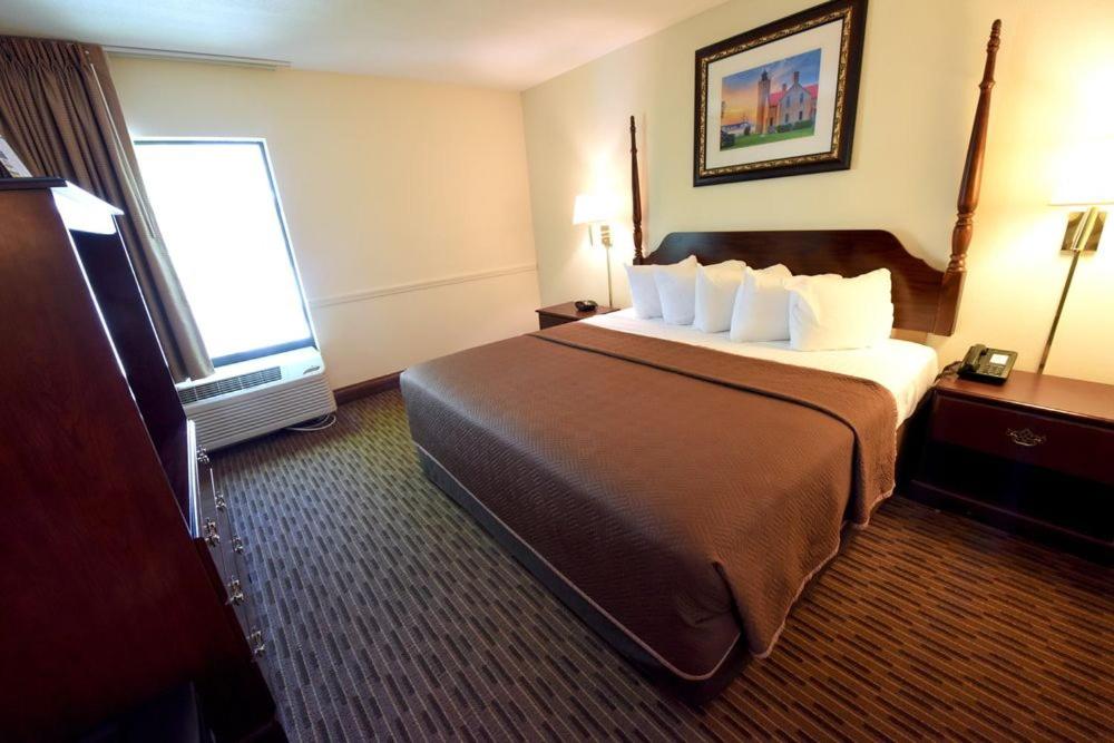Bayside Hotel of Mackinac - Image 5