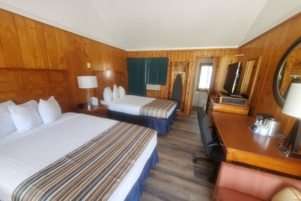 Bayside Inn - Image 4