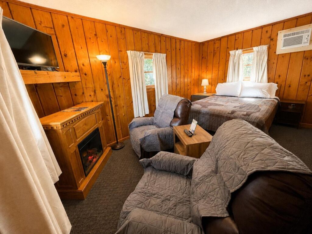 Cedars Motel - Image 2