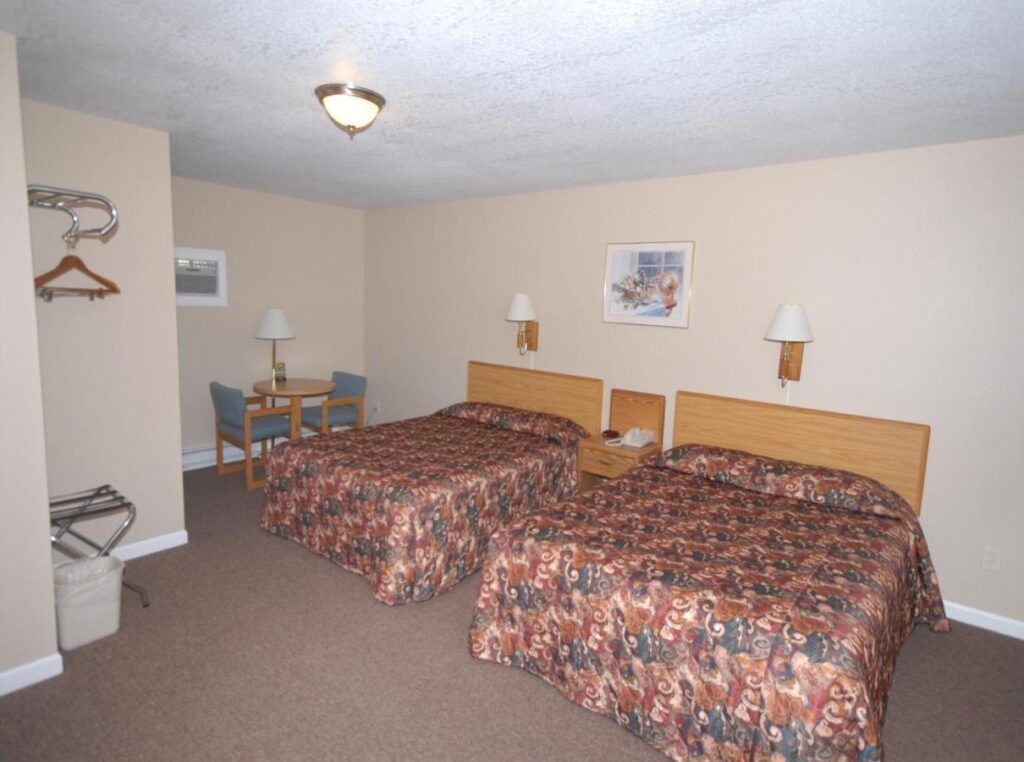 Wayside Motel - Image 2