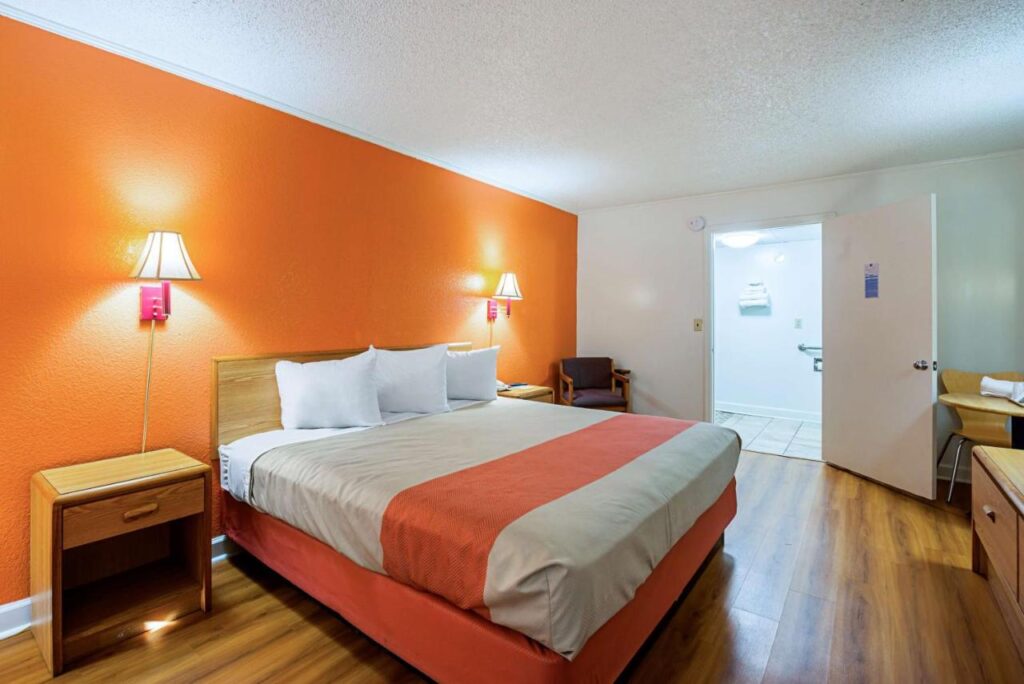 Motel 6-Perry, GA - Image 3