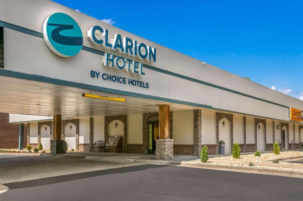 Clarion Hotel Conference Center - Image 1