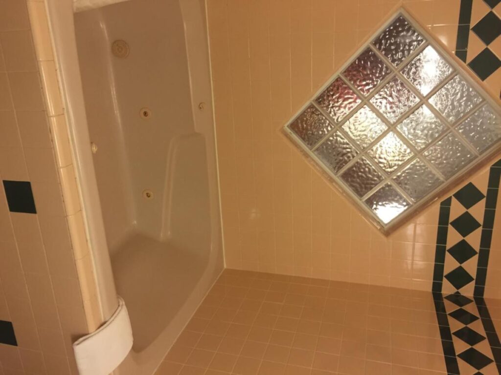 Miners Inn - Image 4